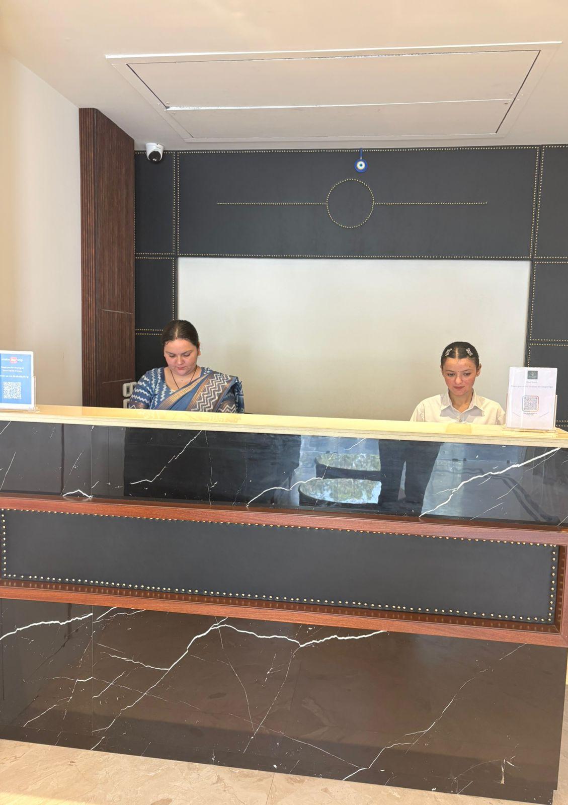 Front Office